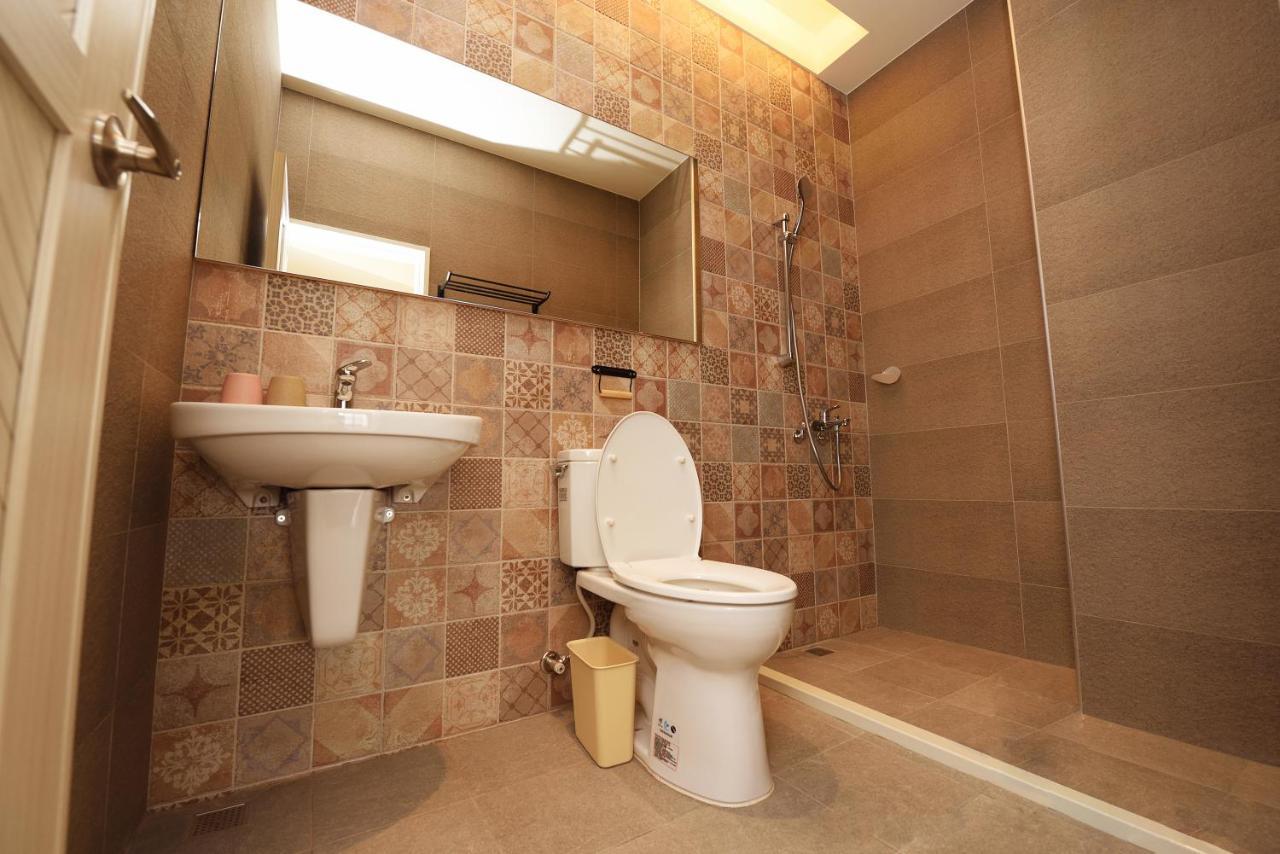 Owl Inn 台南 エクステリア 写真