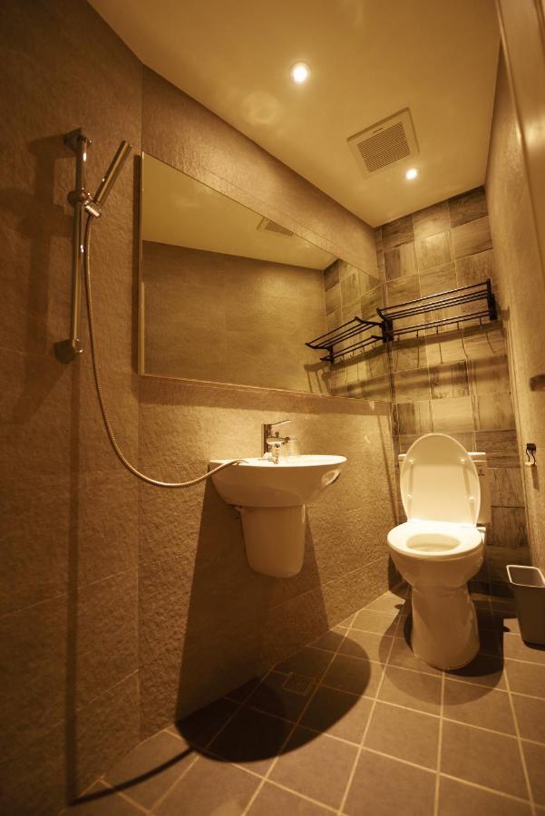 Owl Inn 台南 エクステリア 写真