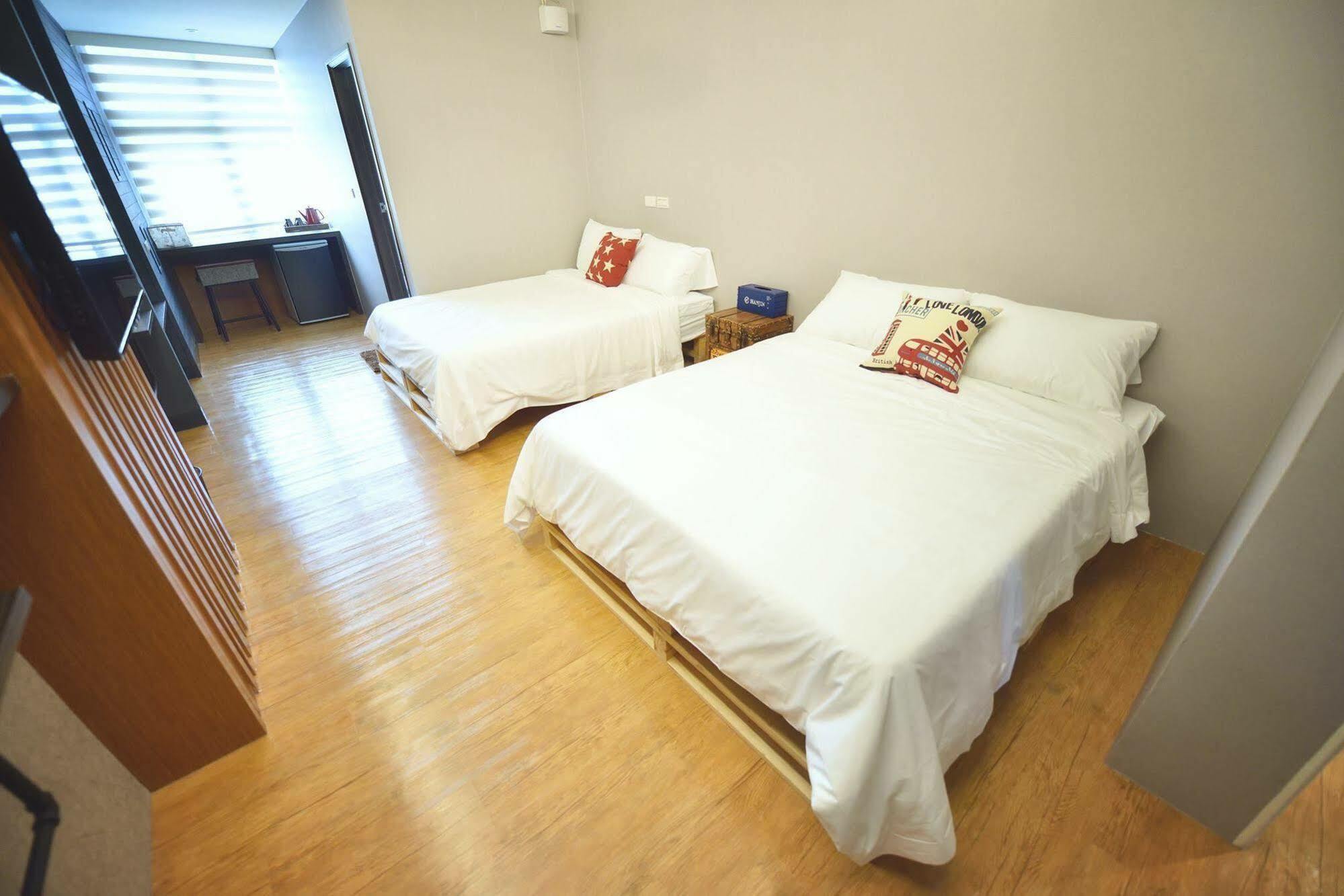 Owl Inn 台南 エクステリア 写真